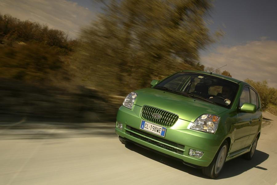  Kia Picanto 2005 года  (фото 18 из 126)
